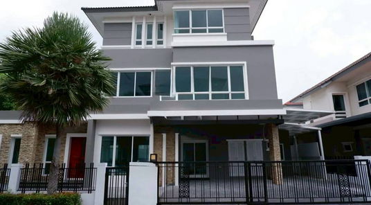 รูปภาพ เช่า ให้เช่า ปล่อยเช่า บ้านหรู 3 ชั้น รามคำแหง Grand Bangkok Boulevard พระราม 9 – ศรีนครินทร์  ราคาถูก สนใจ Line: @951qfbfi 