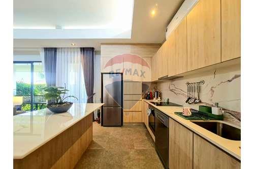 รูป [920601001-62] Brand New Villa Luxury Modern Thai Design in Sam Phra Ya For Sale - รูปที่ 25/41