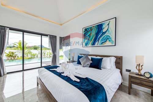 picture [920601001-38] 3 Bed 2 Bath Pool Villa in Hua Hin Soi 112 For Sale - 40/47