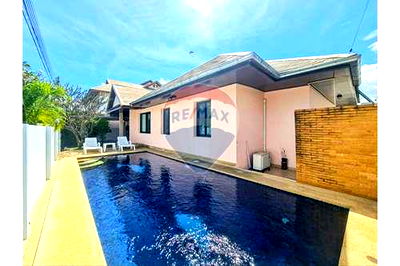 Houses for sale Hua Hin Prachaubkirikhan : [920601001-16] 4 Bed 3 Bath Villa Hua-Hin Soi 102 For Sale