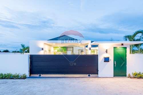 picture [920601001-38] 3 Bed 2 Bath Pool Villa in Hua Hin Soi 112 For Sale - 5/47