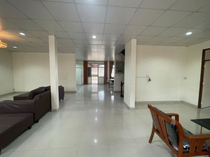 6-bed house for rent, 90 sq wah, Bangkok Yai