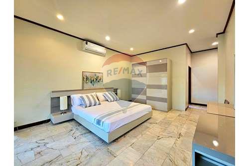 รูป [920601001-267] ขายทรอปิคอลวิลล่าคุณภาพ 3 ห้องนอน 3 ห้องน้ำในหัวหินซอย 116 - รูปที่ 37/63