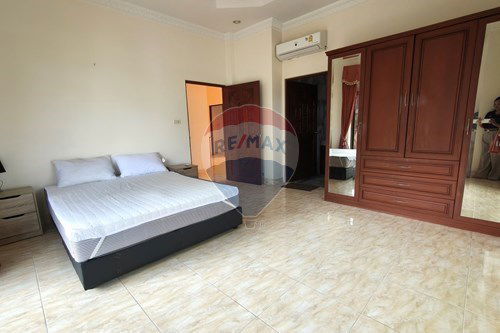 picture [920311045-58] House for rent Convinant to International school Regent Pattaya - 55/58