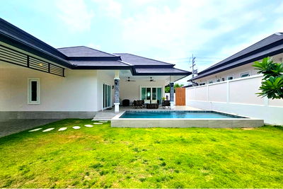 Houses for sale Hua Hin Prachaubkirikhan : [920601001-516] Hua Hin Grand Hills, 3 Bed 2 Bath, Hua Hin Soi 70 For Sale