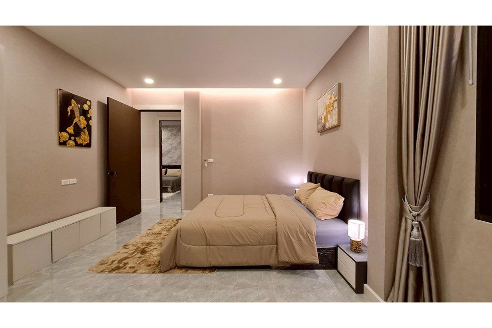 รูป [920311006-309] ขายพูลวิลล่าหรู สไตล์โมเดิร์น พัทยา - หนองไม้แก่น พร้อมเข้าอยู่! - รูปที่ 4/32