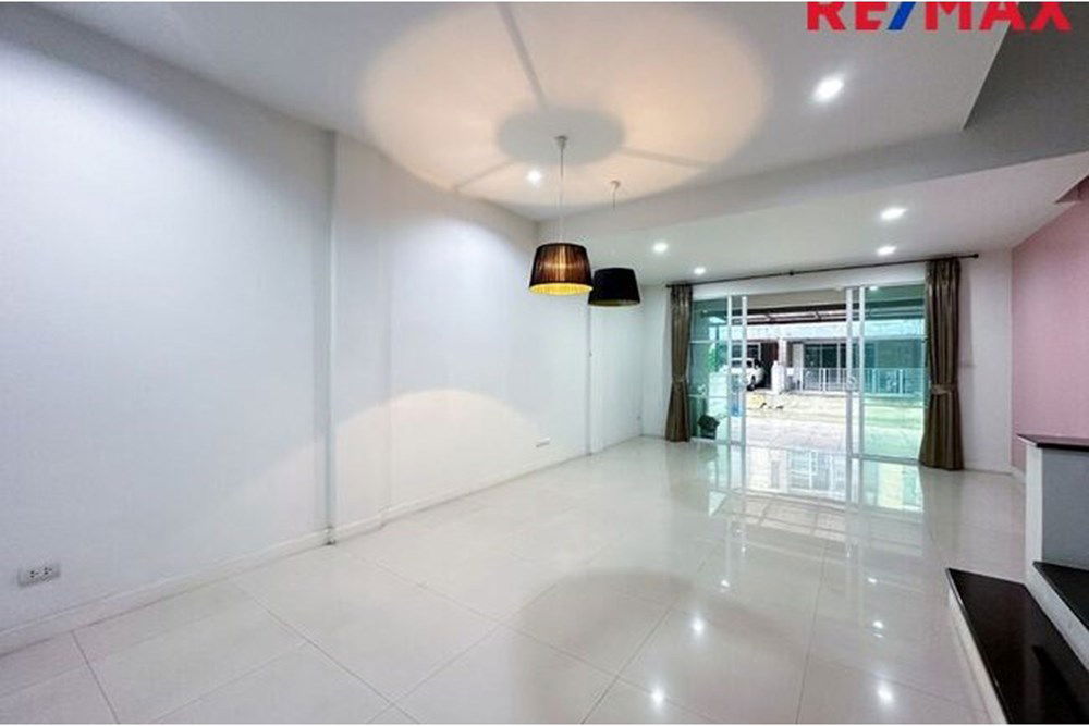 รูป [920091001-1071] ขายทาวน์โฮม 3 ชั้น โครงการ Town Plus X Ladprao - รูปที่ 5/25