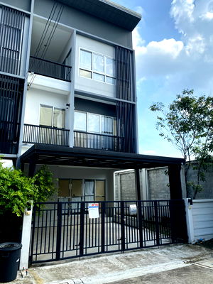 ทาวน์โฮม กรุงเทพมหานคร : 🏡ขายทาวน์โฮม 3 ชั้น แปลงมุม เจ้าของขายเอง ไม่เคยเข้าอยู่ 🔥⚡️โครงการ "สัมมากร อเวนิว รามอินทรา-วงแหวน"
