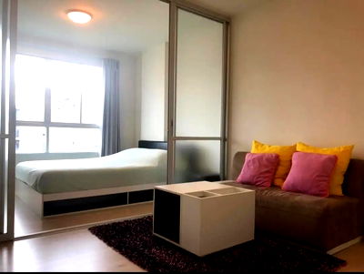 Condos for sale 700 Year Sports Arena Chiang Mai : For sale D Condo Sign size 30 Sqm. 7th floor, Pool and garden view