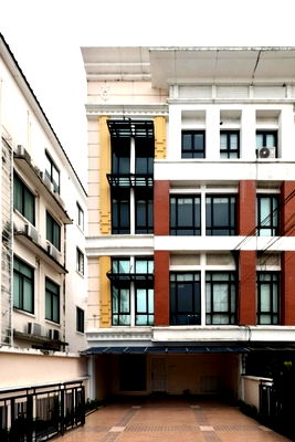 โฮมออฟฟิศ กรุงเทพมหานคร : Baan Klang Krung Office (บ้านกลางกรุงออฟฟิต)