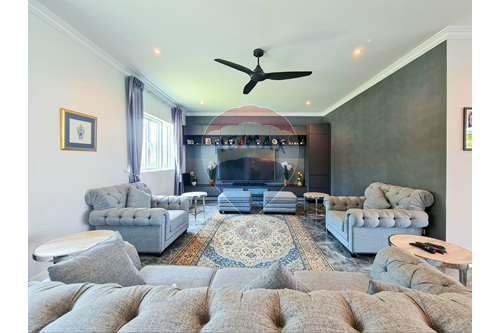รูป [920601001-58] 5 Bed 6 Bath Luxury Private Pool Villa in Hua Hin, Thap Tai For Sale - รูปที่ 6/20