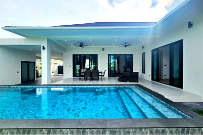 Houses for sale Hua Hin Prachaubkirikhan : [920601001-685] Aileen, Modern Villa, 3 Bed 3 Bath, in Hua Hin Soi 70 For Sale