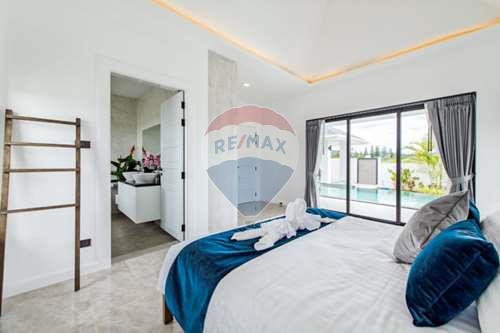 picture [920601001-38] 3 Bed 2 Bath Pool Villa in Hua Hin Soi 112 For Sale - 39/47