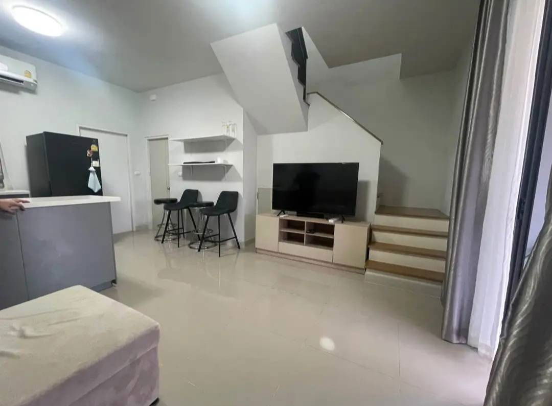 picture Townhome For Rent , Fully furnished, Near Suvarnabhumi Airport - 3/12