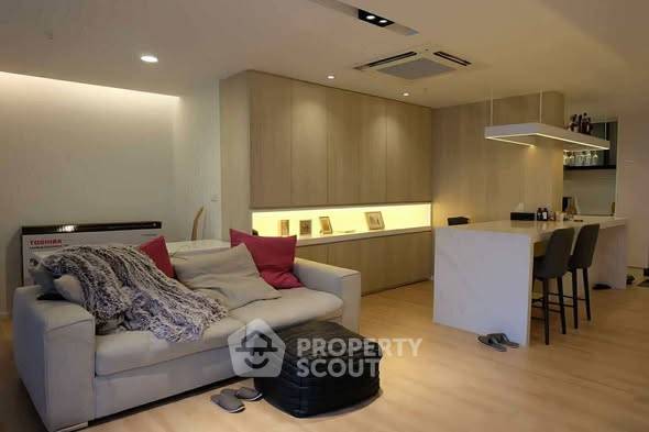 picture 1-BR Condo at Silom Suite Condominium near BTS Saint Louis (ID 2433503) - 1/14
