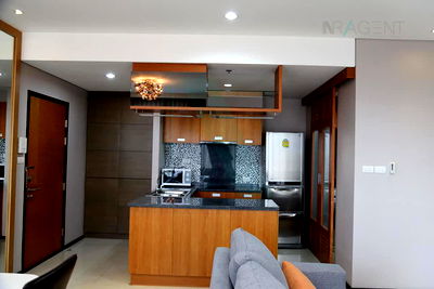 Condos for rent : 🎉 For Rent Condo VILLA SATHORN Building 1, Floor 17,2 bed room, Room size 90.00 sqm