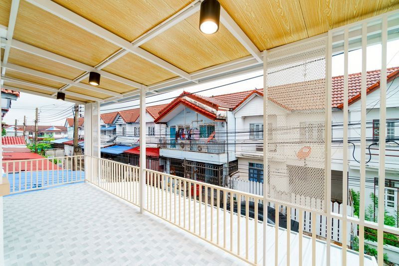 รูป ขายทาวน์เฮ้าส์รีโนเวทใหม่เอี่ยม หมู่บ้านบัวทอง 4 ทำเลทองใกล้ BTS สายสีม่วง เพียง 1.79 ล้านบาท  - รูปที่ 16/18