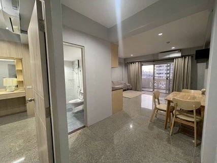 รูปภาพ ปล่อยเช่า คอนโดธาราเรือนเอก (หมู่บ้านธารารมณ์) รามคำแหง 43/1 (เจ้าของปล่อยเช่าเอง)