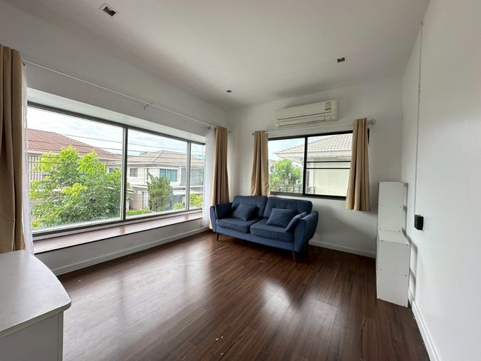 5-bed house for rent, 239 sqm, 99 sq wah, Perfect Place Pattanakarn - Srinakarin