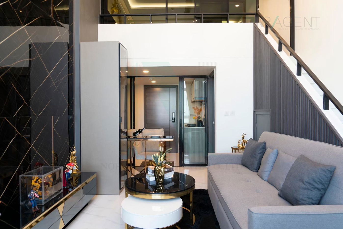 picture For Rent Condo KNIGHTSBRIDGE PHAHOLYOTHIN INTERCHANGE Building 1, Floor 14,Duplex, Room size 46 sqm - 7/8