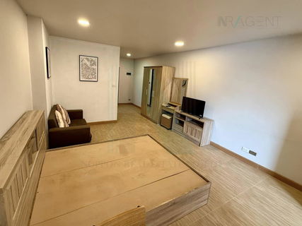 รูปภาพ 🎊 For Rent Condo COUNTRY COMPLEX Building B, Floor 6,Studio, Room size 38 sqm