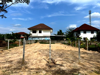 ที่ดิน เมืองลำพูน ลำพูน : ขายที่ดินหน้า รพ.ลำพูน ราคาดีที่สุด