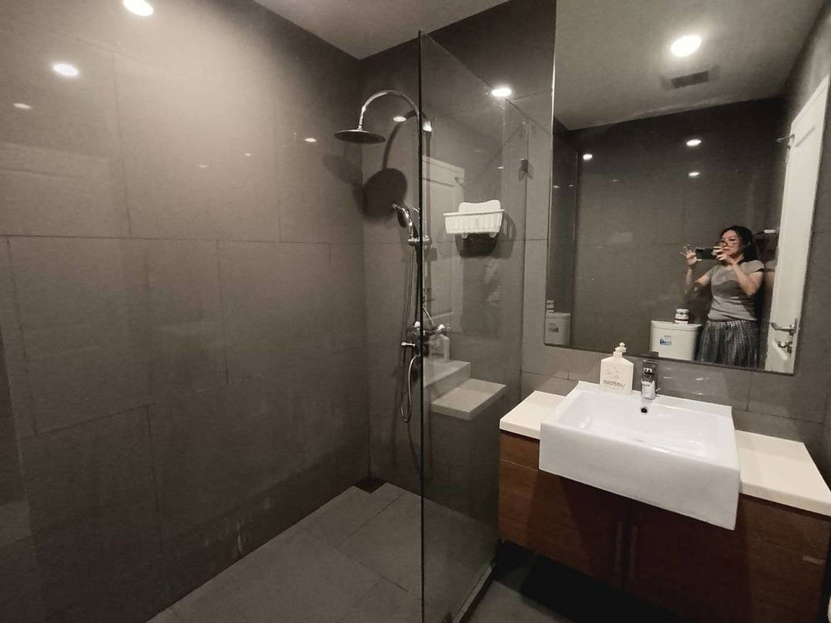 picture North-facing, open city view, not near elevators, not near garbage disposal. Noble Revo Silom - 11/19