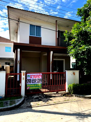 เช่าบ้านแฝด สถาบันเทคโนโลยีแห่งสุวรรณภูมิ  : บ้านแฝด พร้อมอยู่ ใกล้เมกาบางนา ร.ร. นานาชาติ เลี้ยงสัตว์เล็กได้ เอโทล มัลดีฟส์ บีช ศรีนครินทร์ - หนามแดง เงียบสงบ เดินทางสะดวก