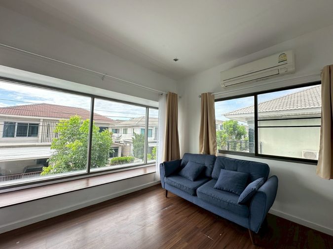5-bed house for rent, 239 sqm, 99 sq wah, Perfect Place Pattanakarn - Srinakarin