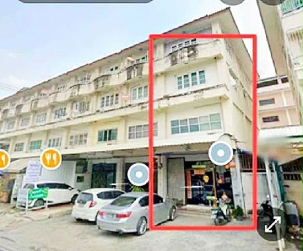 Mahasawat Rat Bamrung School 800 m. Central Westville 1.4 km. HomePro Ratchapruek 2km. 4-story comme