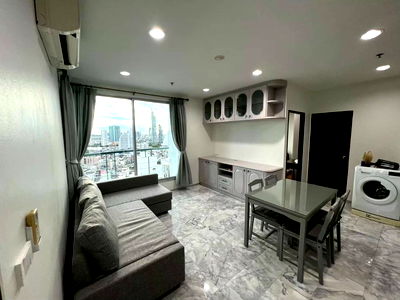 คอนโดให้เช่า :  Sathorn House 2 ห้องนอน ห้องสวย รีโนเวตใหม่ (ยังไม่เคยมีใครเข้าอยู่)