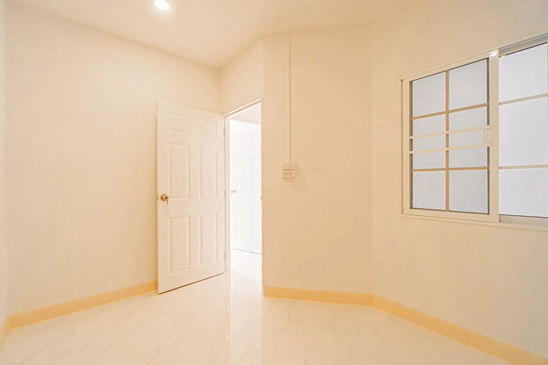 รูป ขายทาวน์เฮ้าส์ มนวดี ถนนวัดลาดปลาดุก 3 ห้องนอน 2 ห้องน้ำ พร้อมเทอเรส ลดราคาพิเศษ เพียง 1.49 ล้านบาท - รูปที่ 17/20