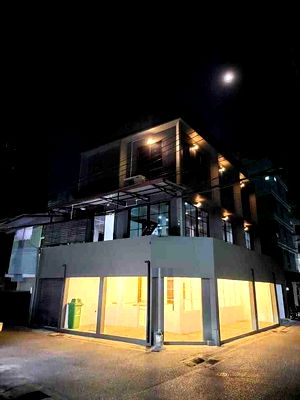 เช่าอาคารพาณิชย์ ฟอร์จูนทาวน์ : B1031 ให้เช่าอาคารสไตล์ลอฟท์ 3ชั้น ย่านห้วยขวาง ซอยประชาสงเคราะห์27