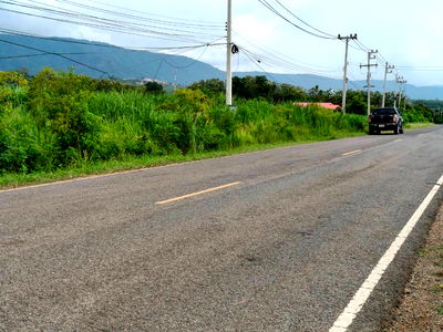 ที่ดิน ปากช่อง โคราช : ขายที่ดินโป่งตาลอง เขาใหญ่ ติดถนนใหญ่เส้นทองอุไร 2213 หนองขี้ตุ่น วิวเขาใหญ่สวยชัดมาก ใกล้ทอสคาน่า Toscana 3052 ที่สูงอากาศดี โซนพระตำหนัก 087-9074045