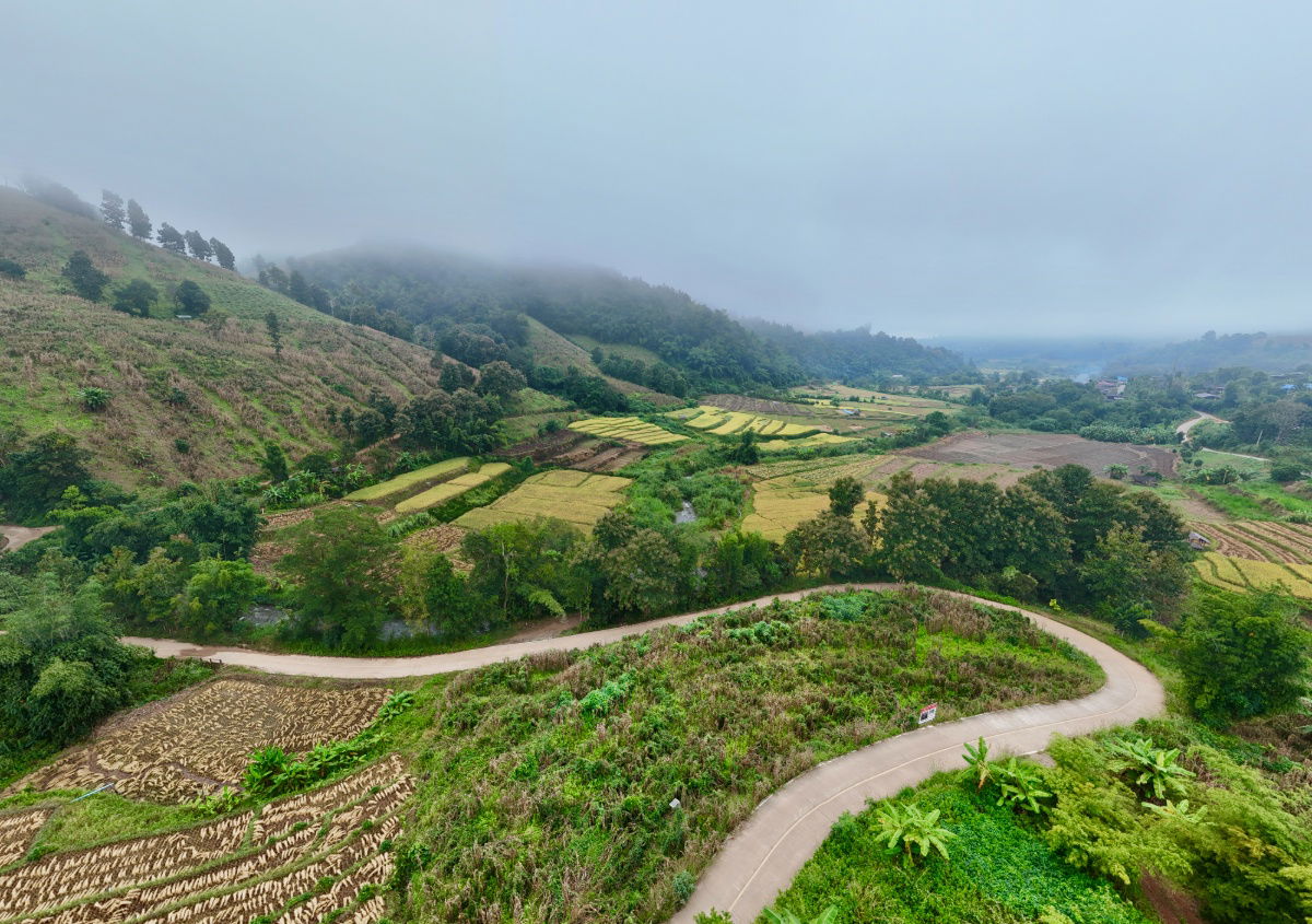 รูป ขายที่ดิน บนเนินดอย ฮวงจุ้ยท้องมังกร เห็นวิวดอยอินทนนท์ ต.ท่าผา อ.แม่แจ่ม จ.เชียงใหม่ ขนาด 2-0-11.8 ไร่ ราคาดีมากๆ - รูปที่ 14/36