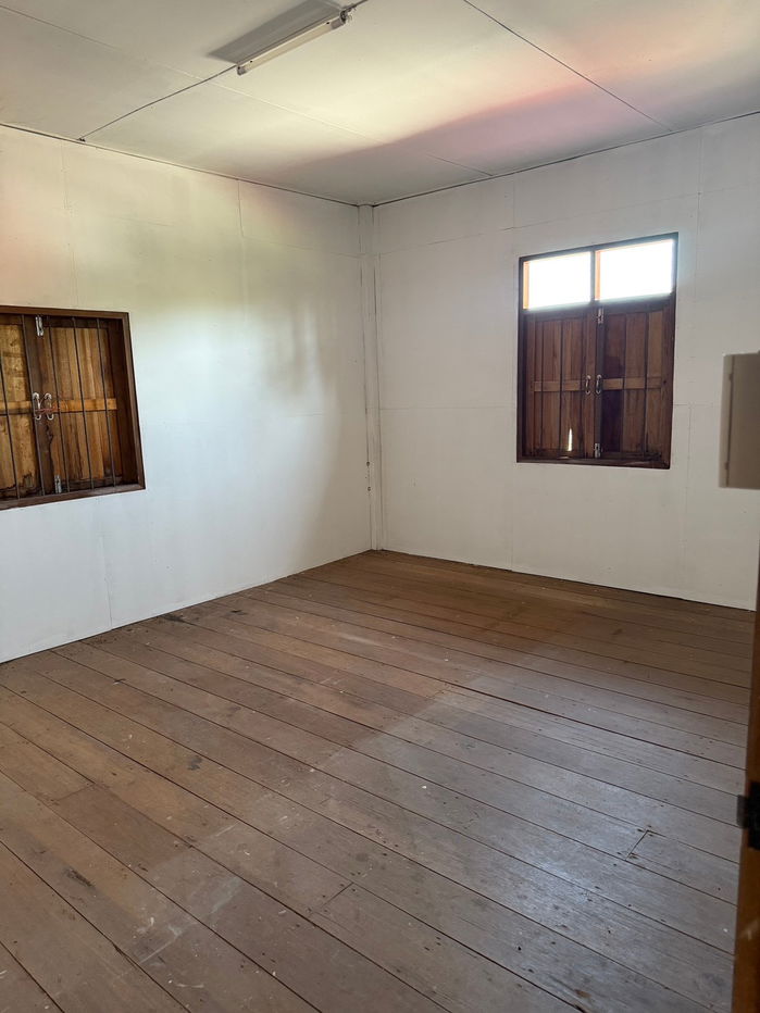 รูป ขายบ้านนราธิวาส บ้านเดี่ยวครึ่งปูนครึ่งไม้ - รูปที่ 8/14