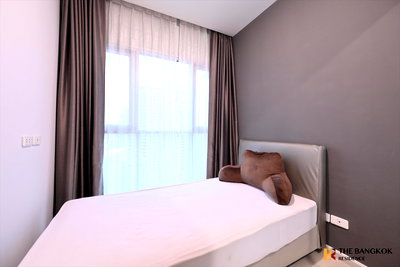 Condos for rent : Life Ratchadapisek near MRT Huai Khwang Station High-potential Location, Not as Expensive as You Think