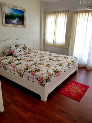 เช่าทาวน์โฮม วิทยาลัยพณิชยการธนบุรี : ให้เช่า ทาวน์โฮม3ชั้น หมู่บ้าน Urban Sathorn เฟอร์นิเจอร์ครบ ใกล้ BTS บางหว้า