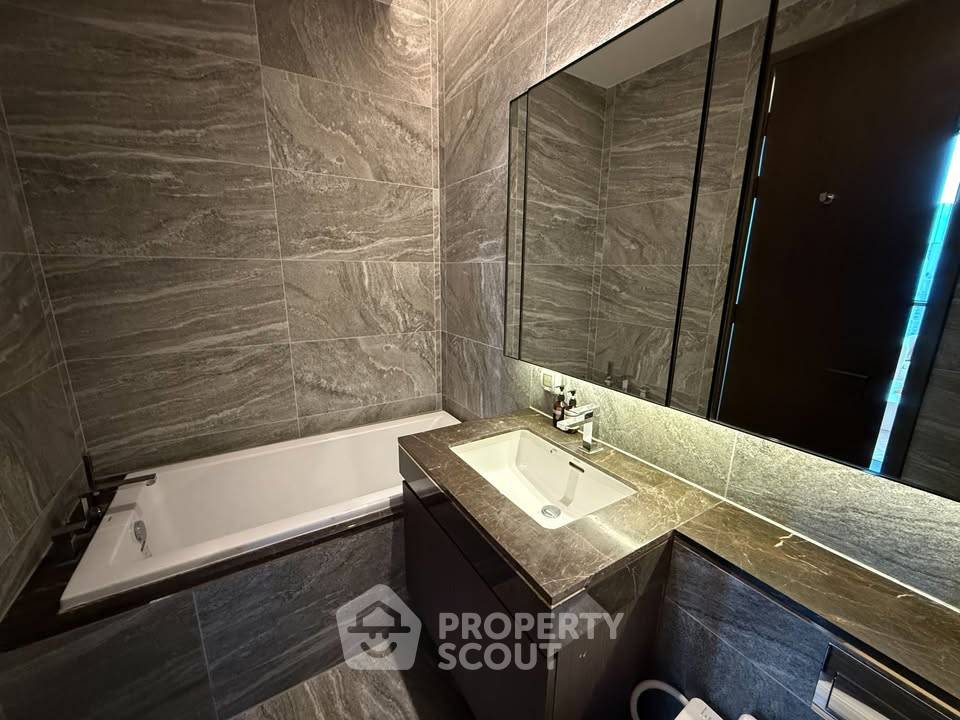 รูป คอนโด 2-ห้องนอน ที่ ดิ เอส สุขุมวิท 36 ใกล้ BTS ทองหล่อ (ID 2425133) - รูปที่ 18/19