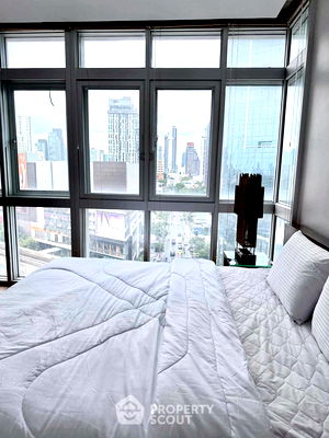 Condos for rent Khlong Toei : 3-BR Condo at Nusasiri Grand Condominium near BTS Ekkamai (ID 2435350)