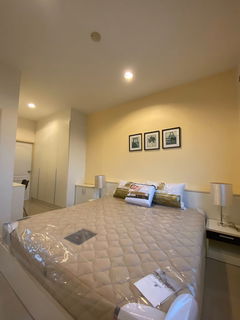 รูปภาพ 🏢 Condo for rent, newly renovated 🚆 near MRT Huai Khwang, price 16,000 baht/month