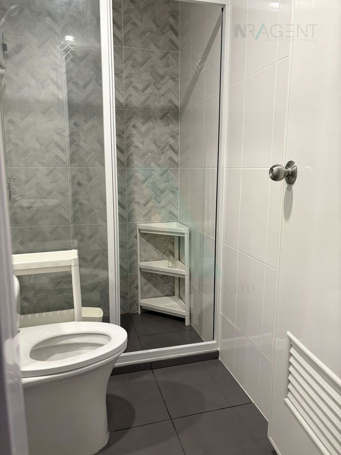 picture For Rent Condo REGENT HOME BANGNA Building , Floor ,Studio, Room size sqm - 8/8