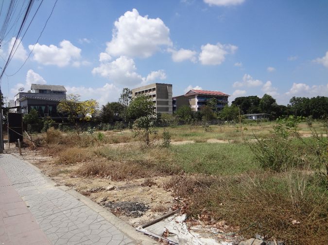 ขายที่ดิน 2492 ตร.ว. เขตหนองจอก