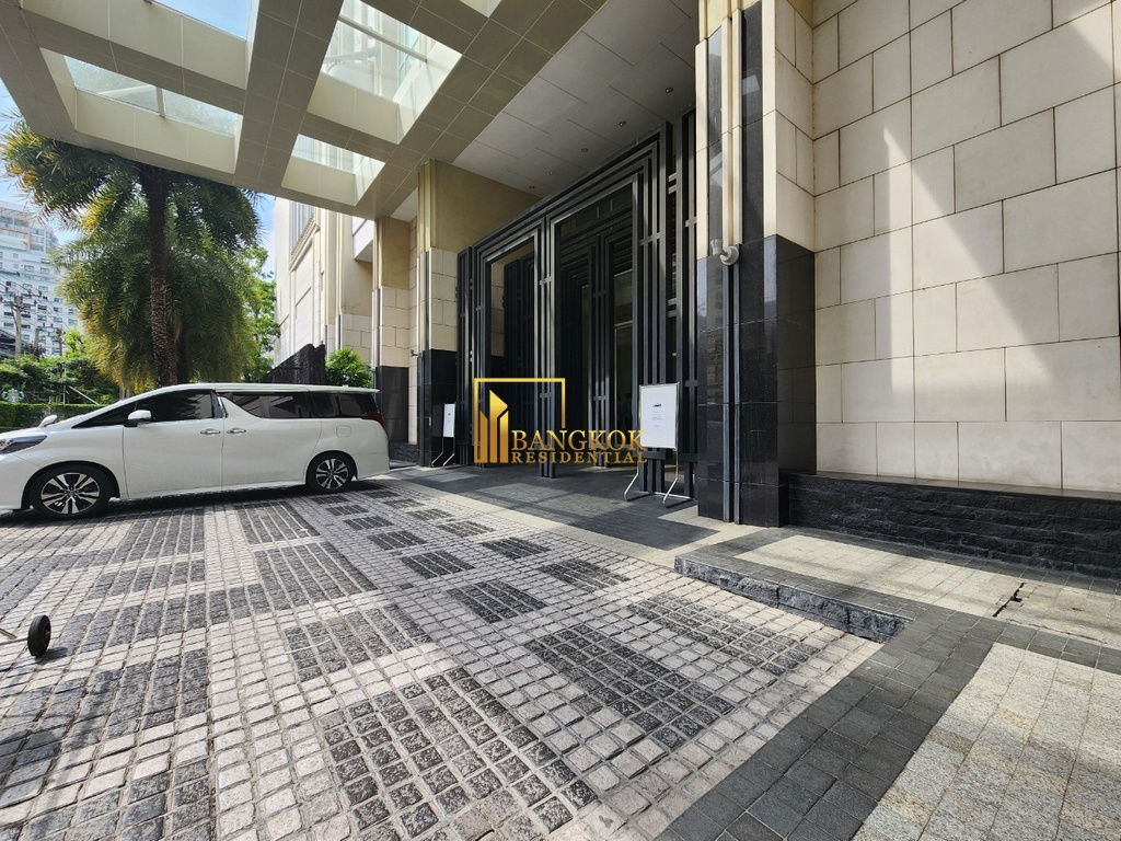 picture Athenee Residence | 3 Bedroom For Rent in Ruamrudee - BR1351CD - 32/35