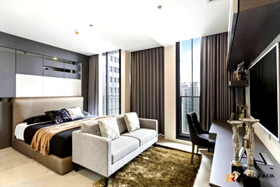 Condos for rent : Noble Ploenchit near BTS Phloen Chit Book before anyone else