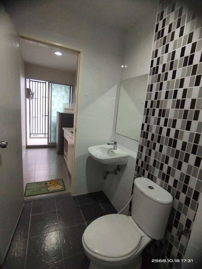 รูป ให้เช่าเดอะคิทท์ ไลท์ บางกะดี-ติวานนท์ ตึกA1 ชั้น5 พร้อมเครื่องซักผ้า เข้าอยู่ได้เลย (ห้องมุม) - รูปที่ 8/9