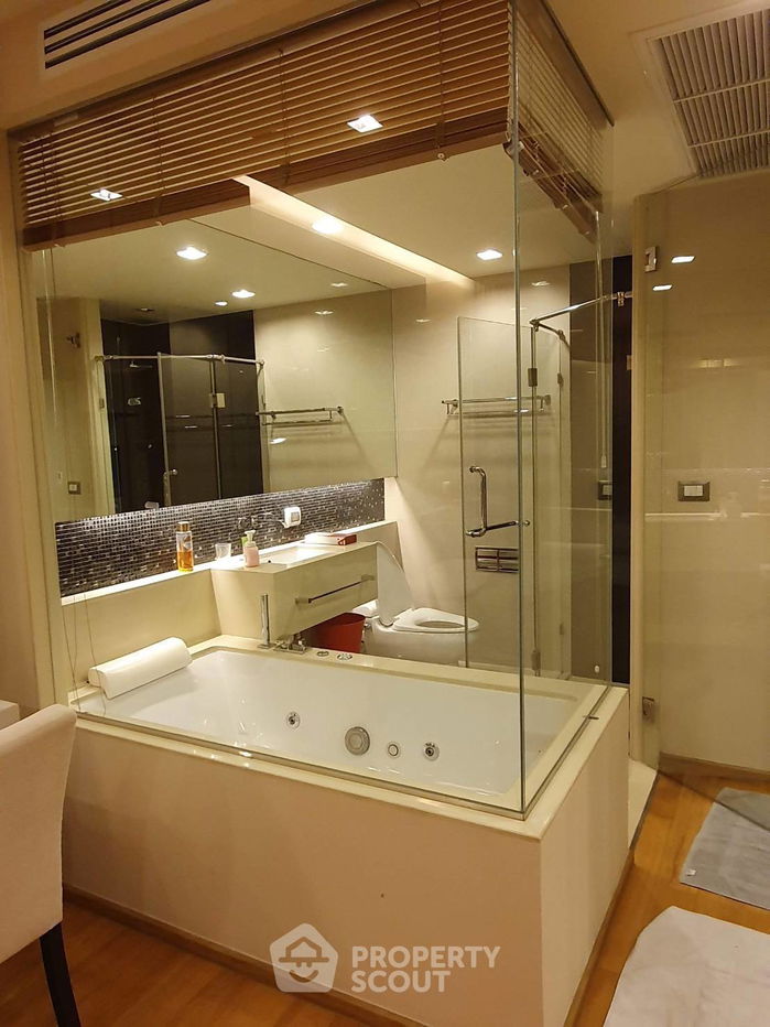 picture 1-BR Condo at The Address Sathorn near BTS Saint Louis (ID 1881413) - 9/19