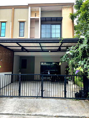 ทาวน์โฮม สนามบินสุวรรณภูมิ : 📌 ขายทาวน์เฮาส์ โครงการ เดอะ คอนเนค สุวรรณภูมิ 4 2 ชั้น 3 ห้องนอน 2 ห้องน้ำ