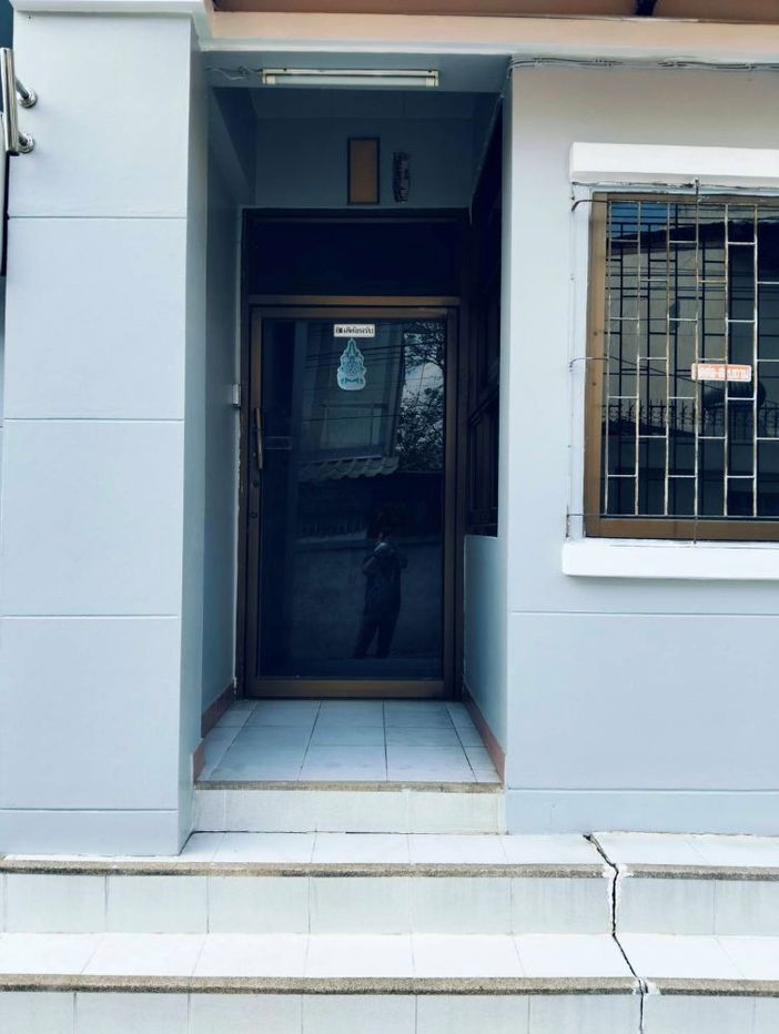 รูป ขายอพาร์ทเม้นท์ PT&PP3 3 ชั้น ขนาด 150 ตร.ว. ซอยลาดพร้าว 80 แยก10 ใกล้ MRT ลาดพร้าว 71 - รูปที่ 4/11