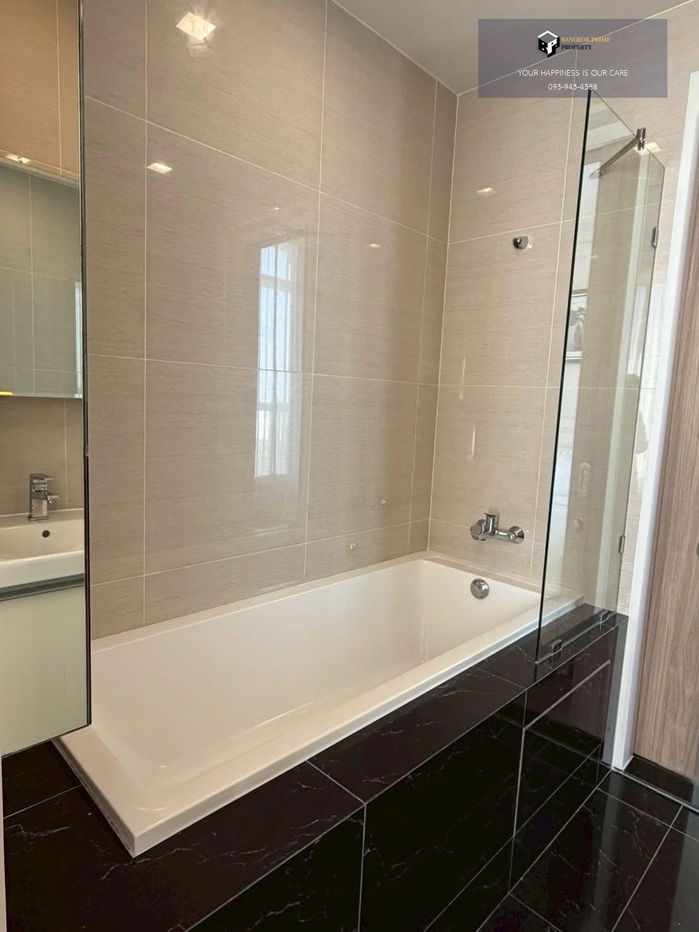 picture Park Origin Phrom Phong | ðNear BTS Phrom Phong #2025111712958 - 9/11